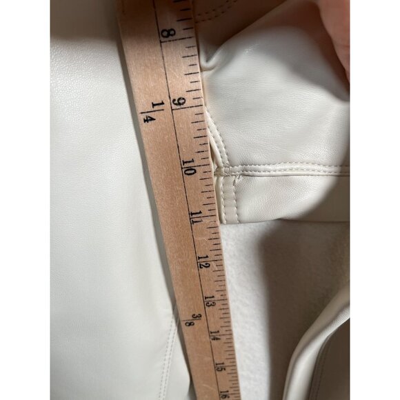 Good American Better Than Leather Crop Mini Flare Pants Cream sz 28 - Picture 7 of 10
